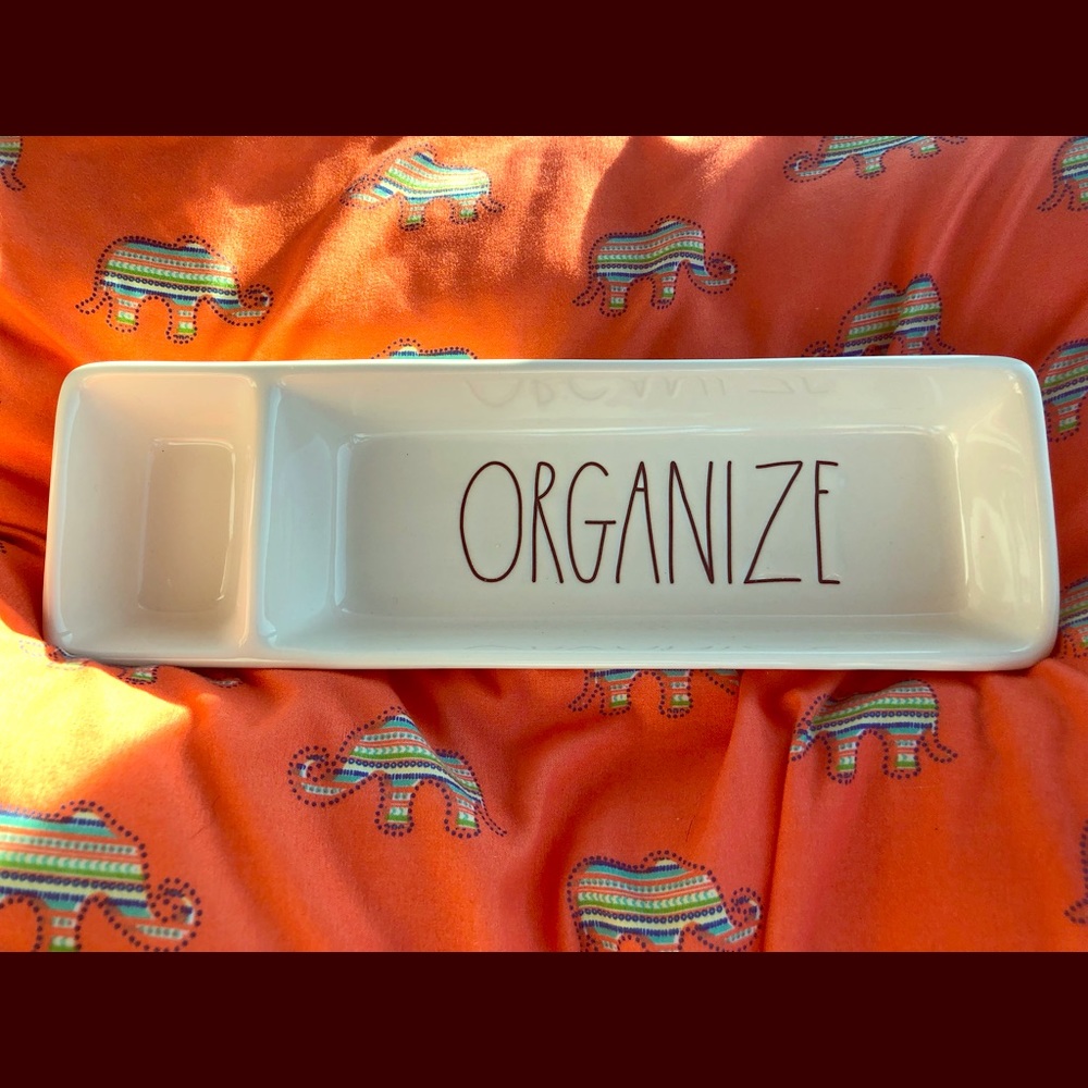 Rae Dunn “Organize”